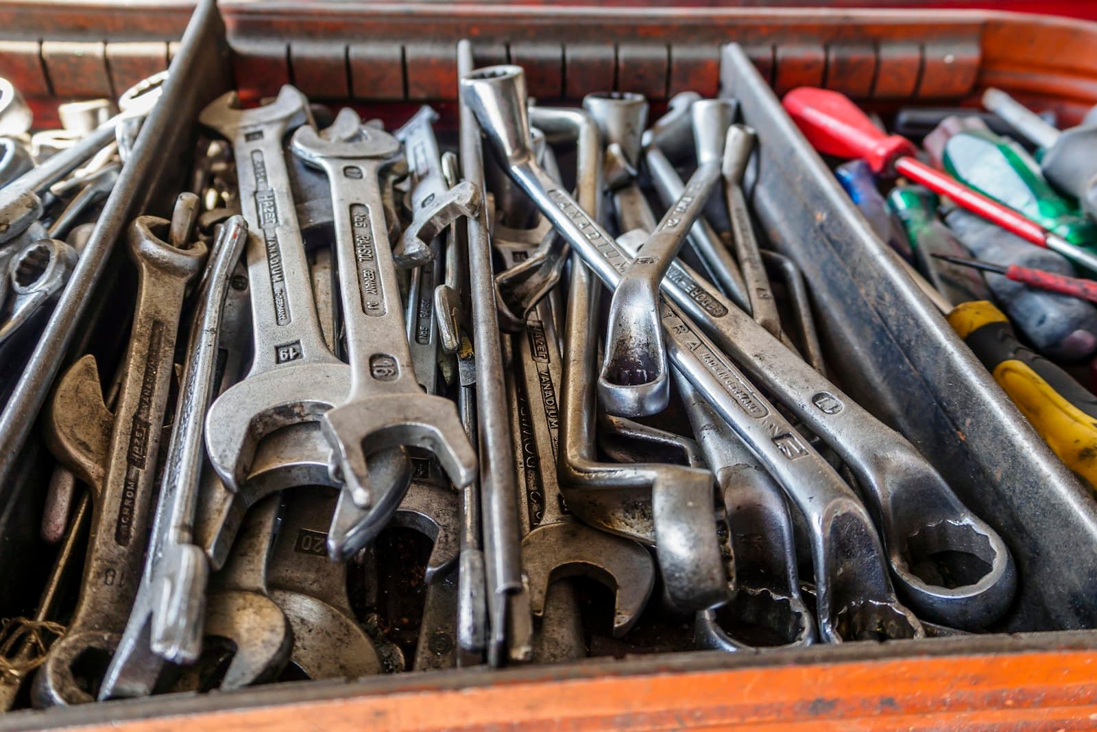 Claude Code is not the Claude API: what MissionPilot taught me by combining them